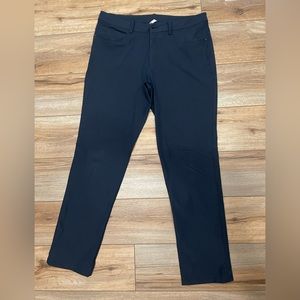 Men’s Lululemon Regular ABC Pant. Size 34 waist, 32 length. Navy.